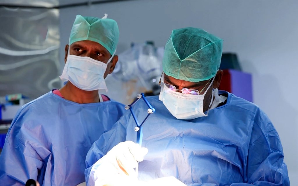expert orthopedic team - mmhospital