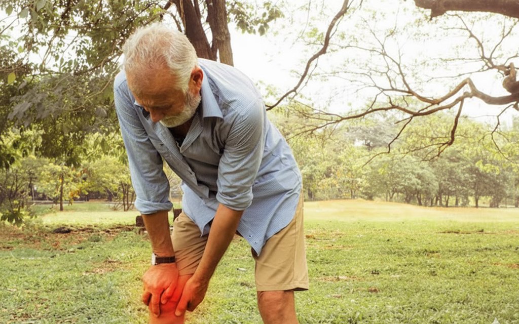 sudden severe joint pain